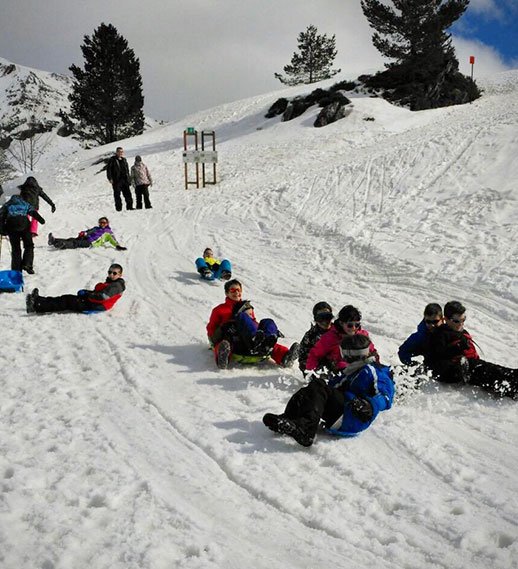 Actividades en el Pirineo. Raquetas y trineos